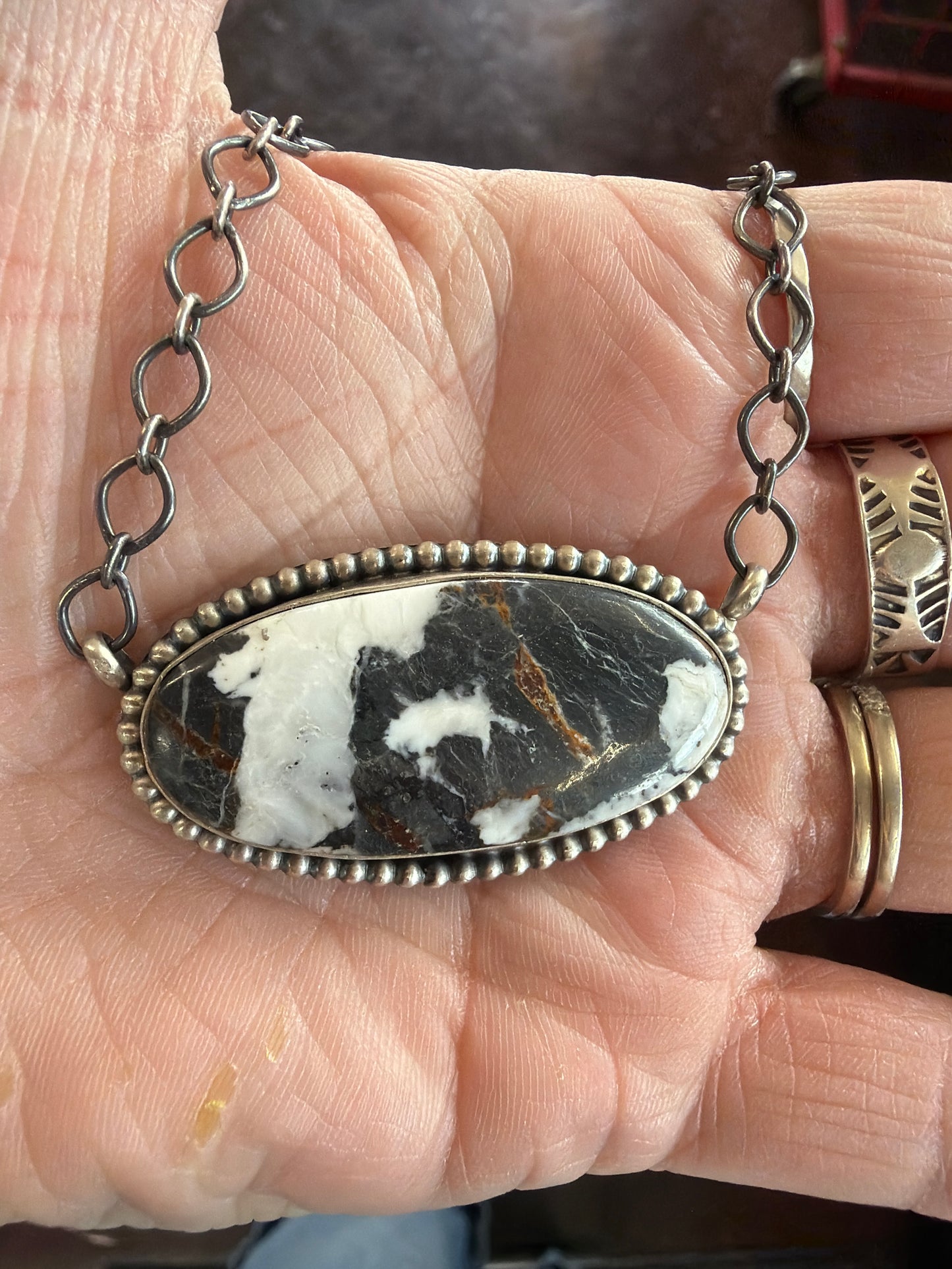 Large Oval Whit Buffalo Necklace