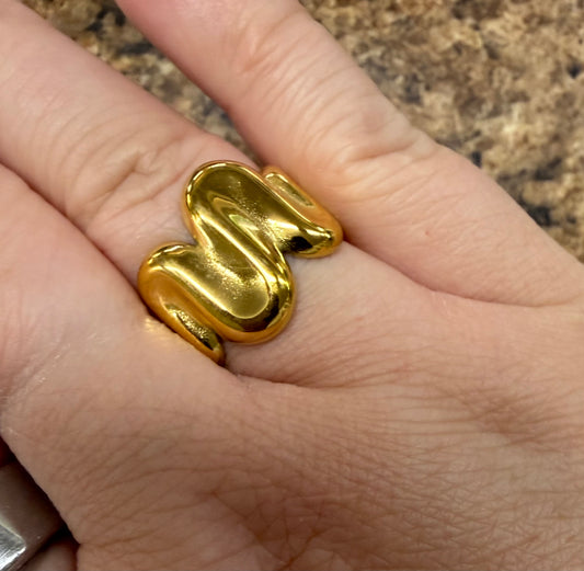 Gold Wave Ring