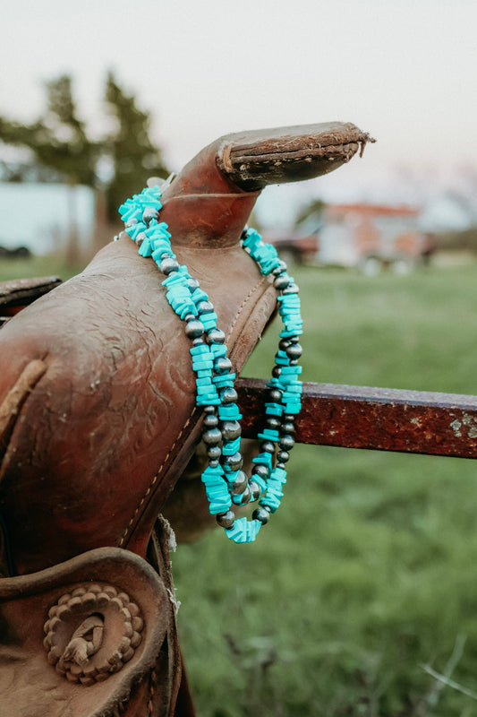 Turquoise chip necklace