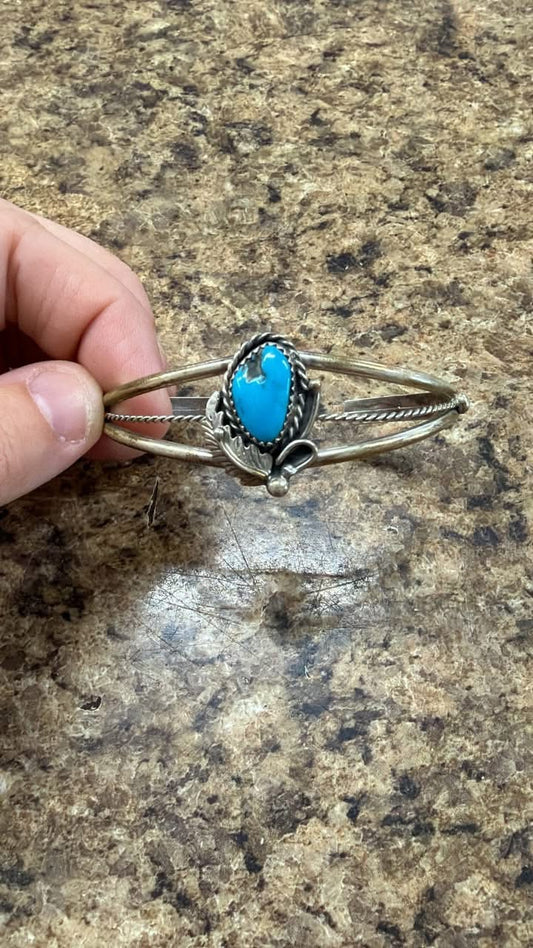 Vintage single stone cuff