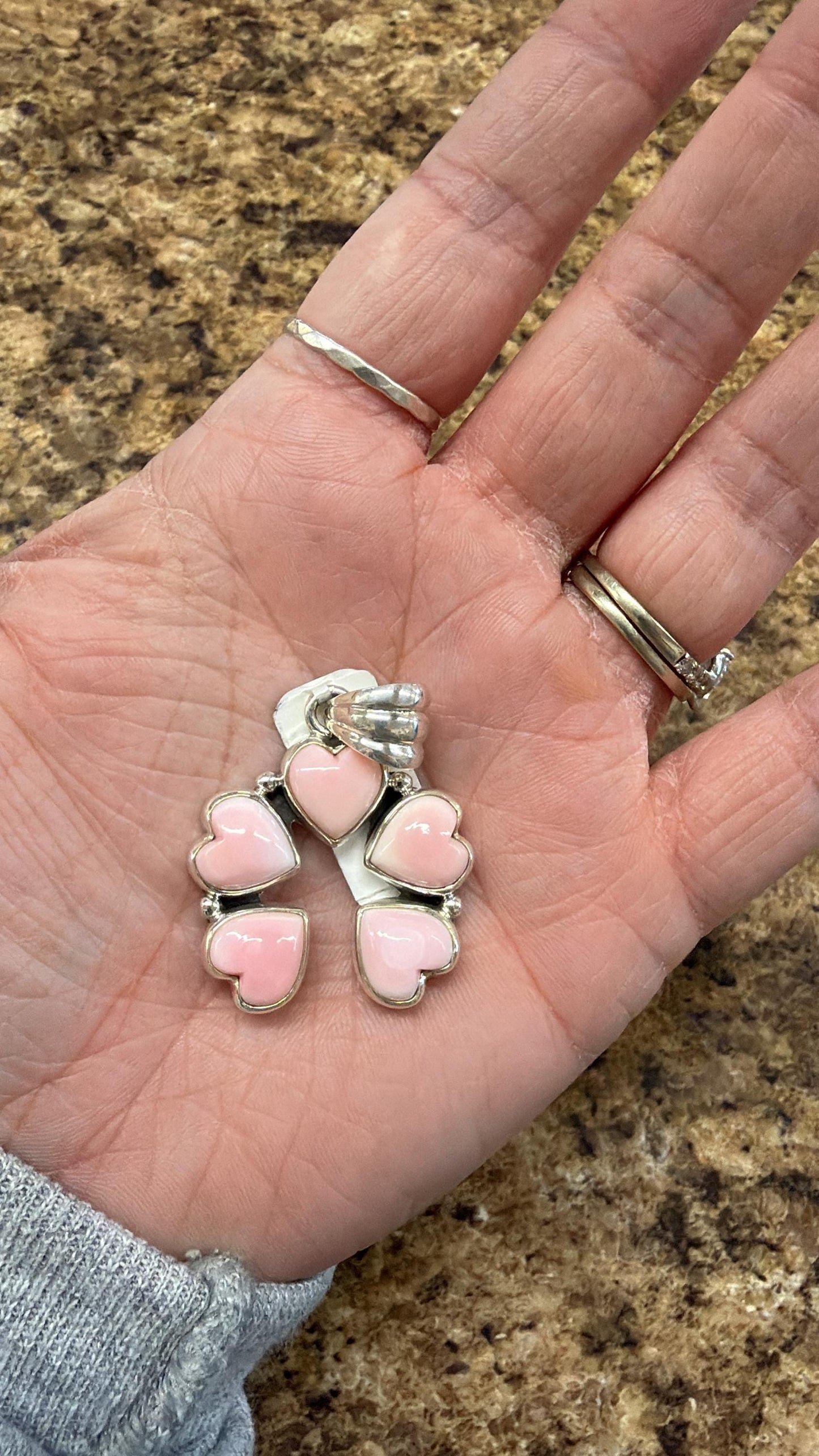 Pink Conch Heart Naja